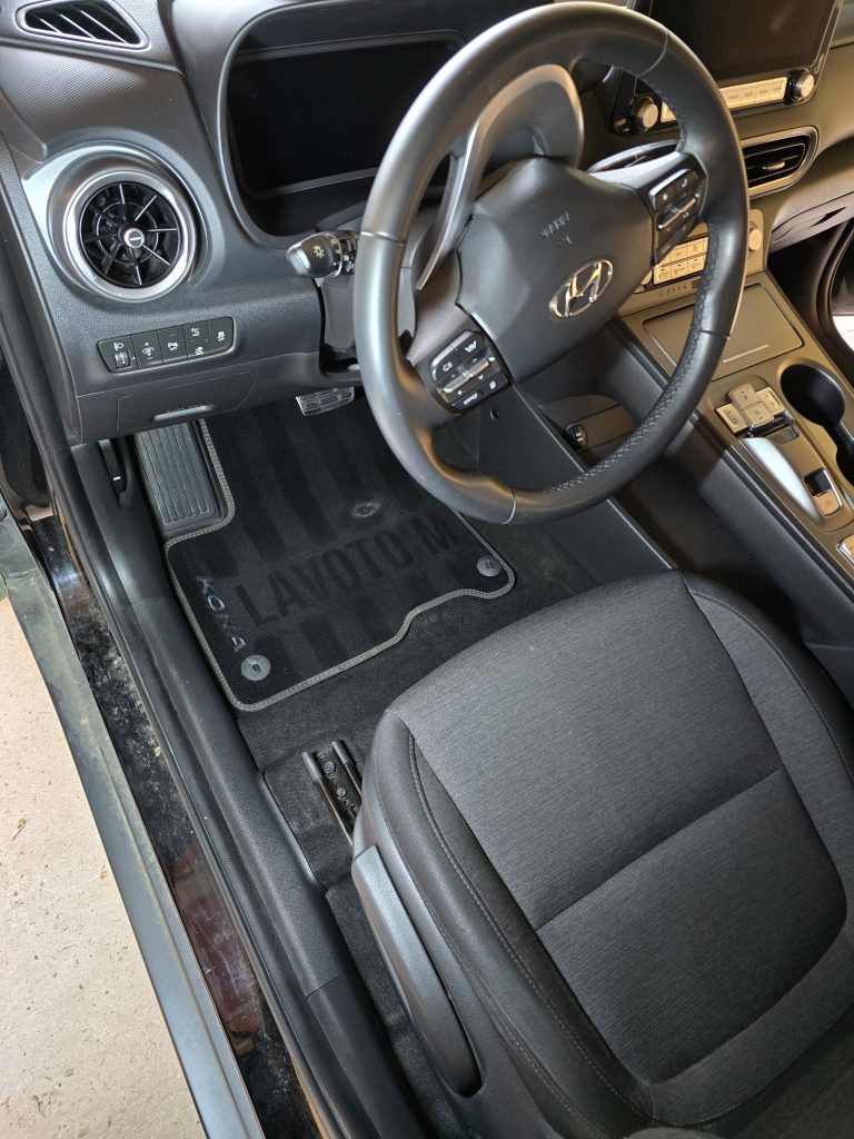 Lavage intérieur complet Hyundai Kona à oraison Lavoto'm